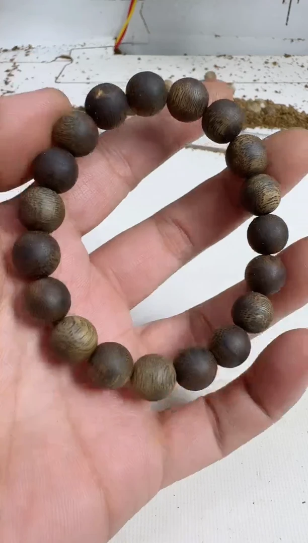 【闪购商品】沉香手串乌身1.1规格单圈13克
