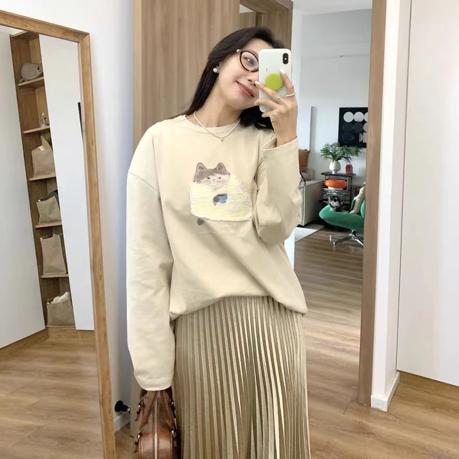 D274春季印花四色猫咪团圆领常规款套头韩版休闲长袖宽松T恤274