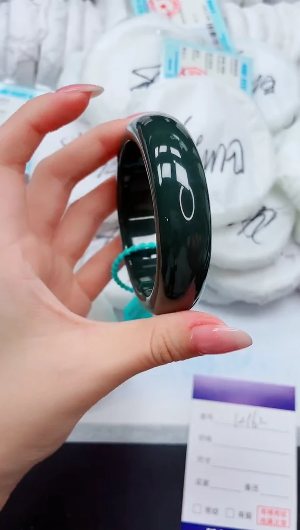 未镶嵌手镯和田玉24K162-56