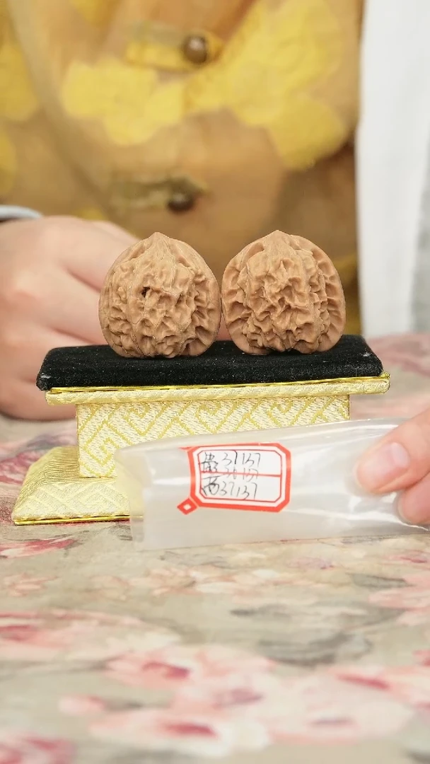 把件文玩核桃马蹄