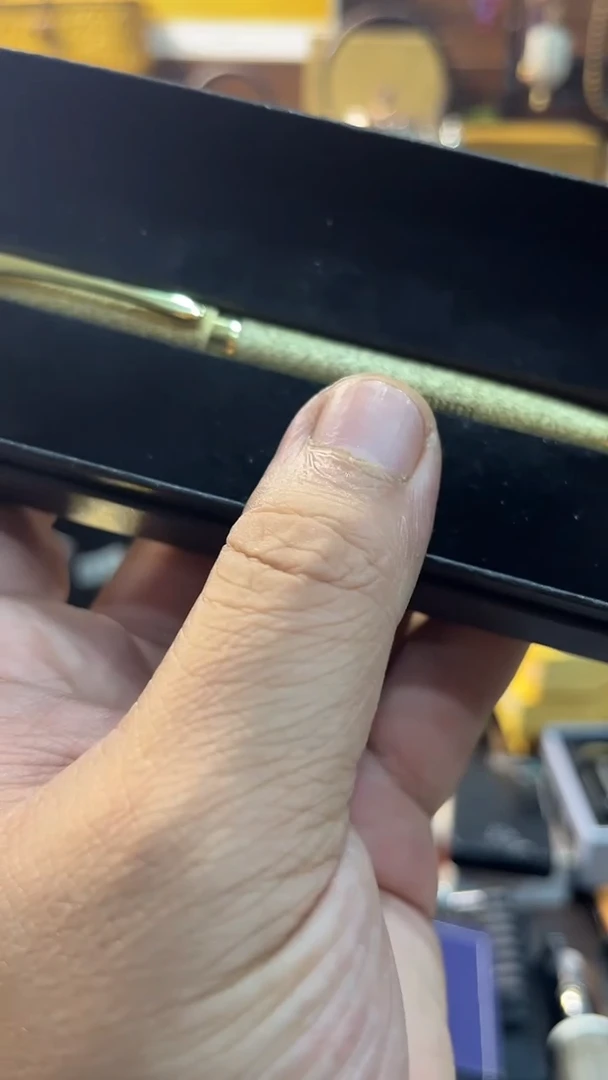 瓷片闪购商品 如图所示