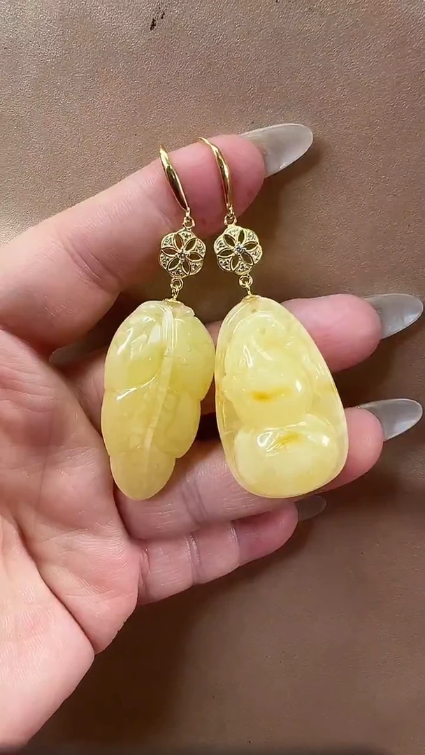 琥珀颈饰未镶嵌耳环