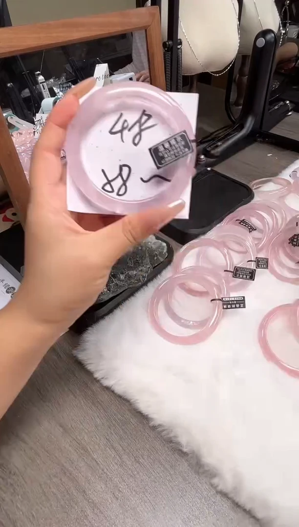 未镶嵌手镯水晶48粉水(清仓默认微瑕不扣细节)