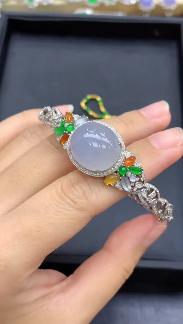 18K金镶嵌手镯翡翠826-中国好珍宝