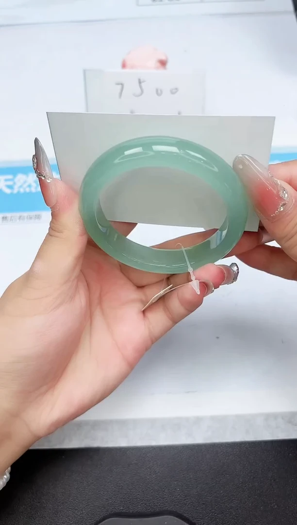 石英质玉手镯未镶嵌118-57