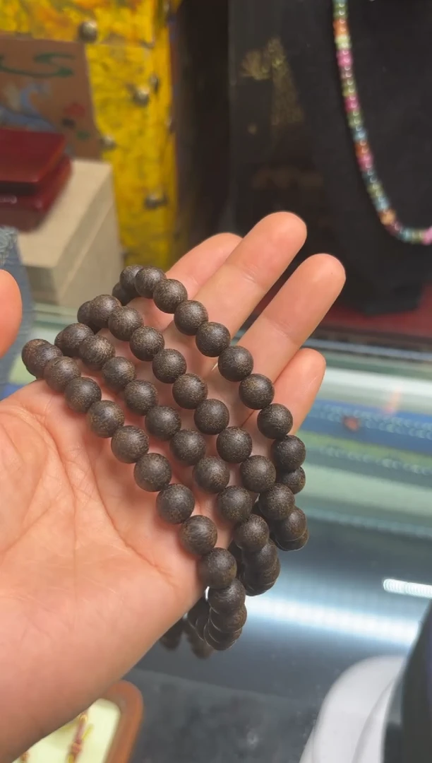 沉香沉香纯露68778678678678786786867