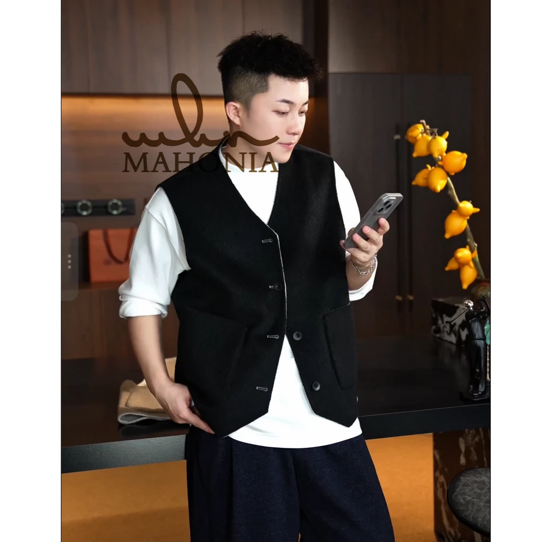 骁航25FW双面穿工作室羊毛马甲设计师自留款双面呢马甲老钱风男女