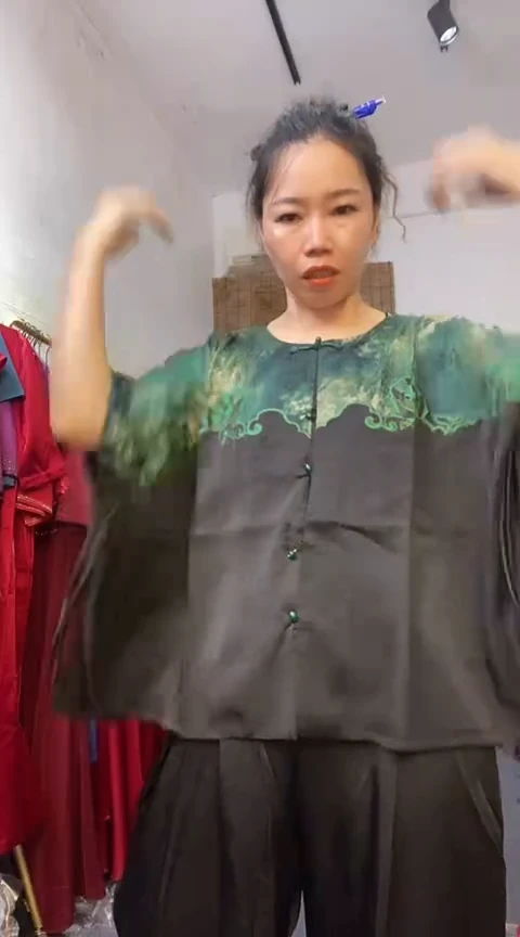 常规辰绮女装国风上衣120-140斤