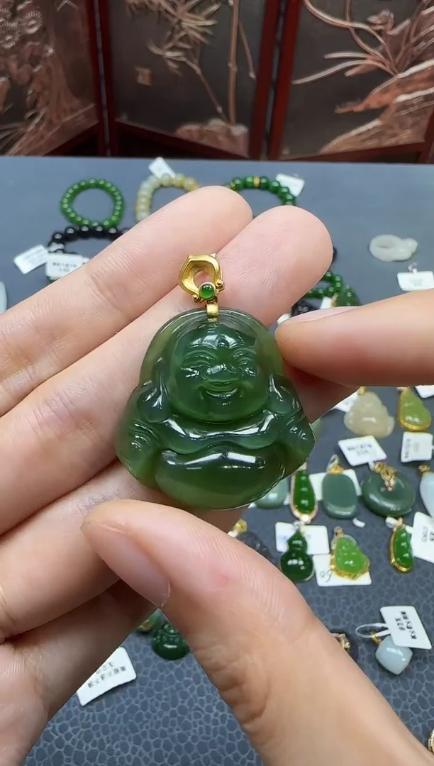 和田玉18K金镶嵌挂件1