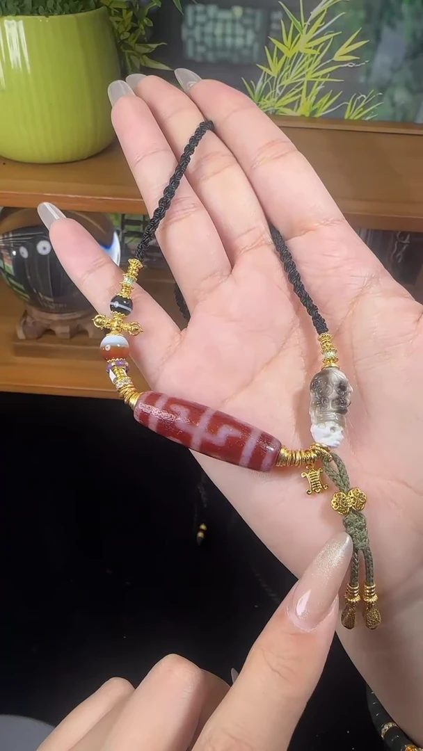 【闪购商品】玛瑙/玉髓颈饰未镶嵌美泓红肉无界锁骨链