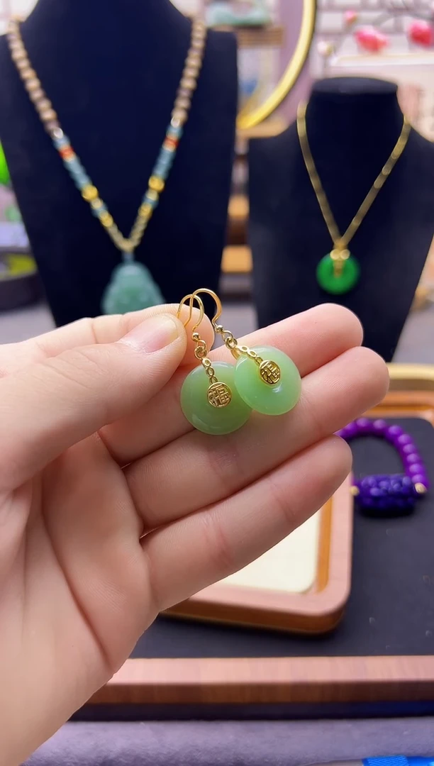 【闪购商品】和田玉耳饰14K金镶嵌E205