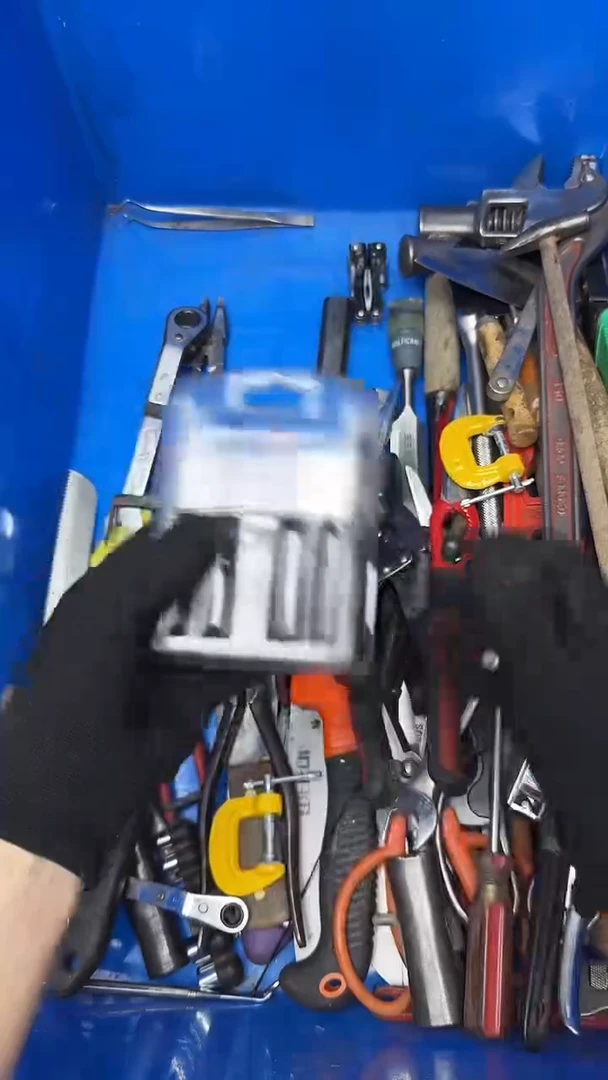 z**弟五金工具钳子剪子等28