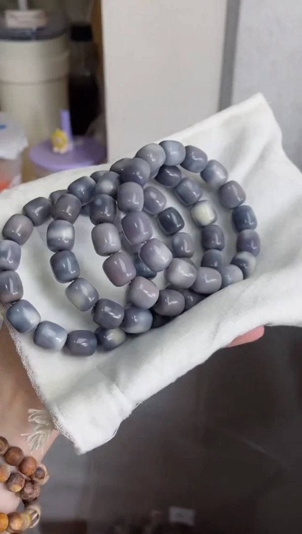 菩提根/象牙果手串d100玉化年糕12*13手串