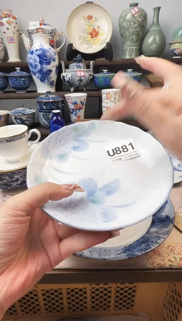 瓷片向****1U881不退不换.感谢理解