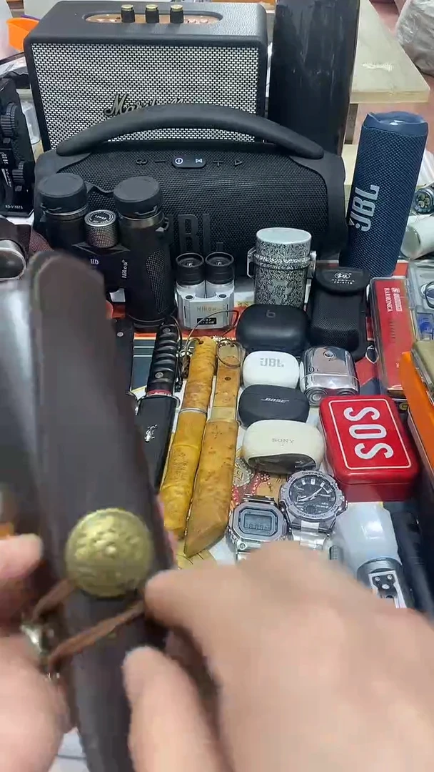 瓷片闪购商品 如图所示