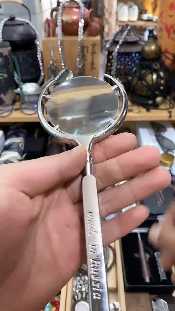 瓷片闪购商品  如图所示