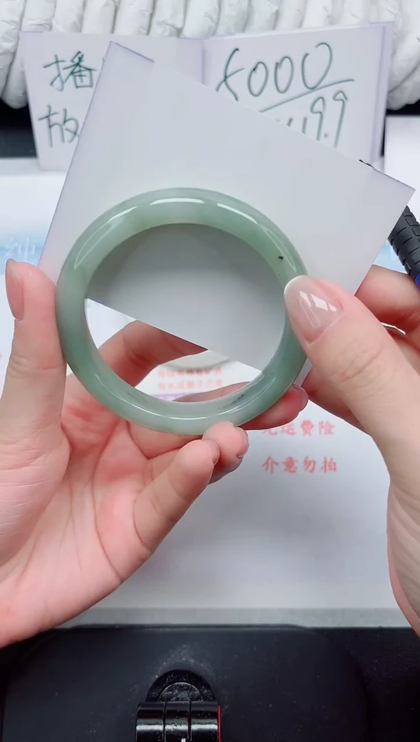 【闪购商品】石英质玉手镯未镶嵌152#56.2