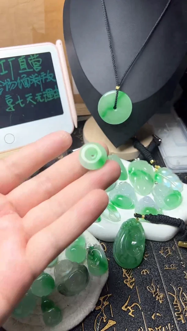 颈饰未镶嵌翡翠所见即所得，一图一物