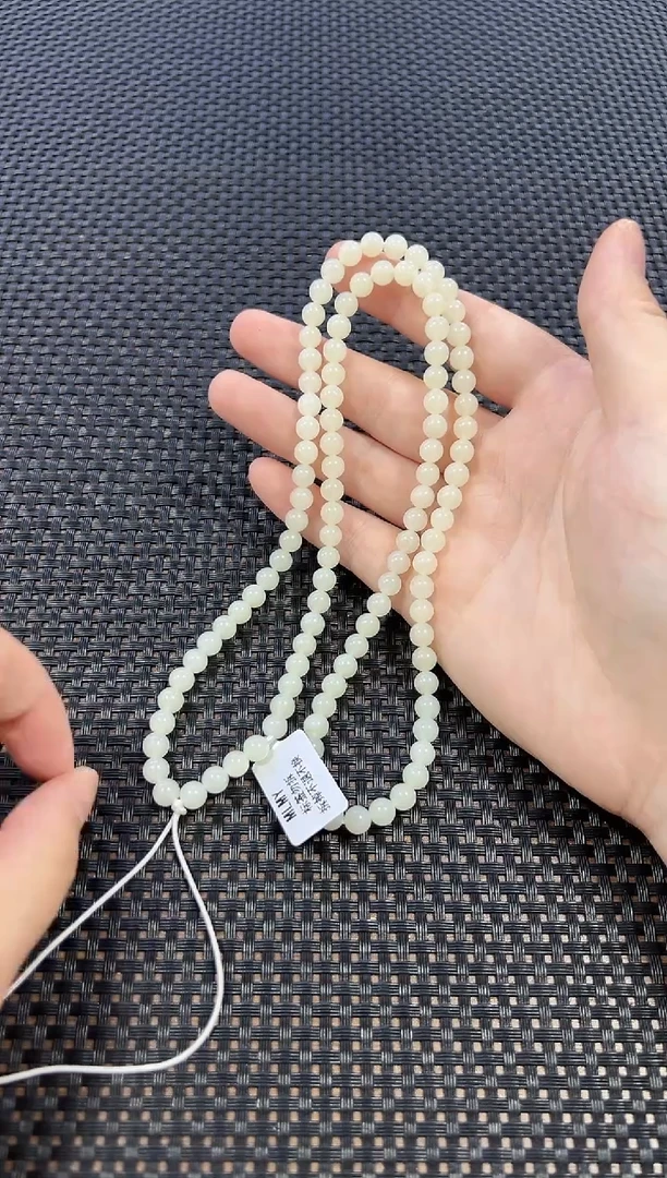 颈饰未镶嵌和田玉约6mm+ （多样性发一件）MDL05