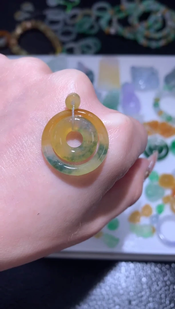 未镶嵌定制翡翠子母扣