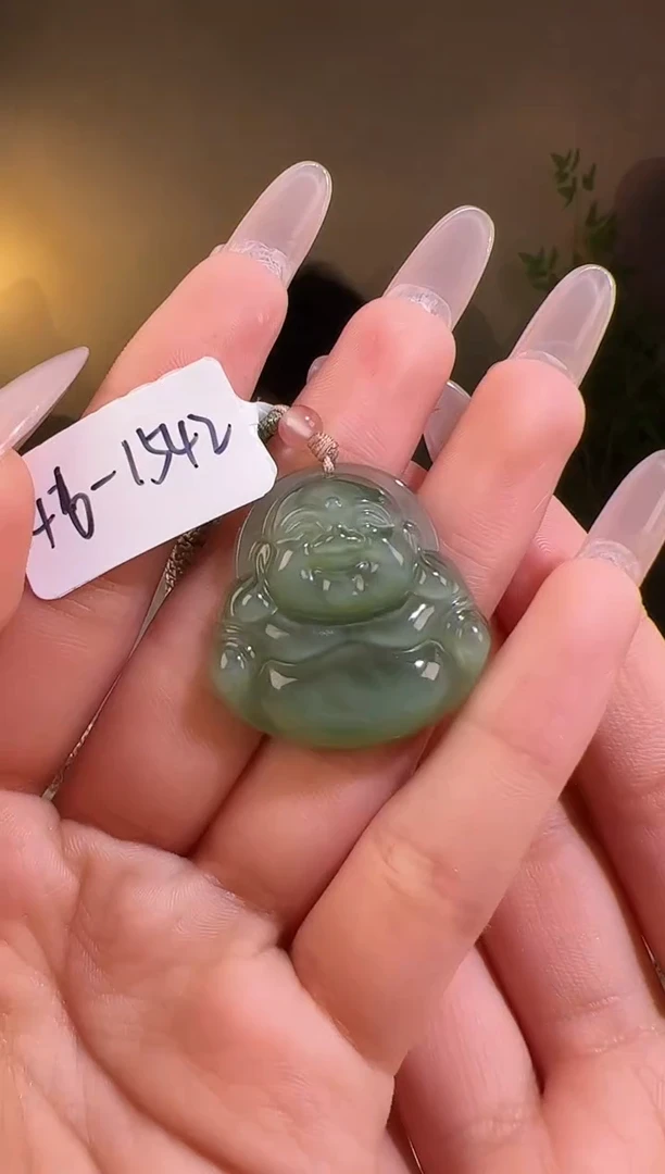 【闪购商品】和田玉颈饰未镶嵌佛公 带包容1542