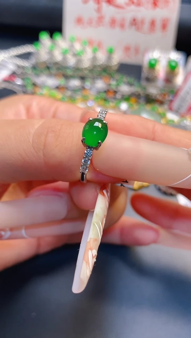 银S925镶嵌戒指翡翠天然