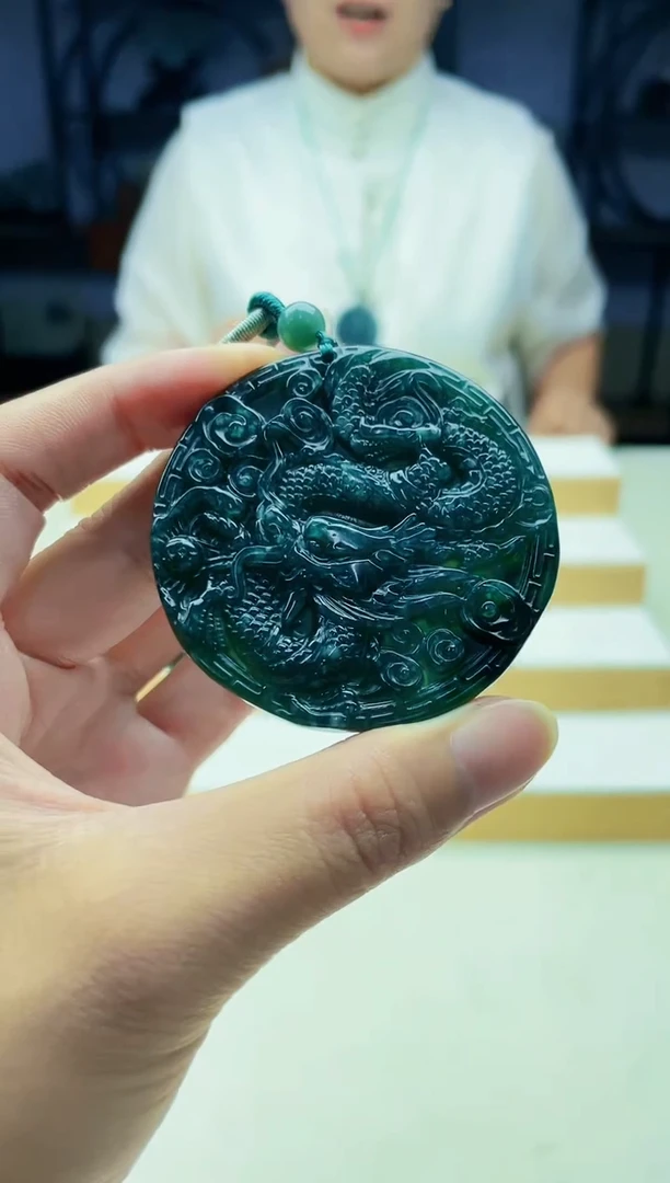 颈饰未镶嵌翡翠09190017