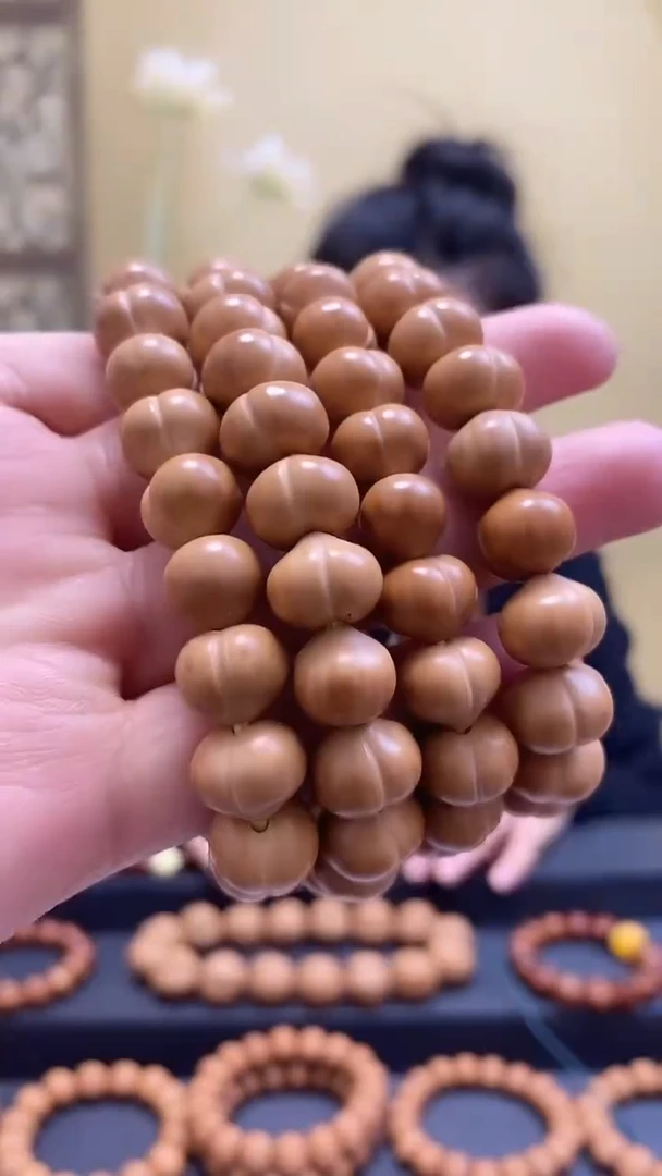 吊坠猴头核桃屁桃 13尺寸