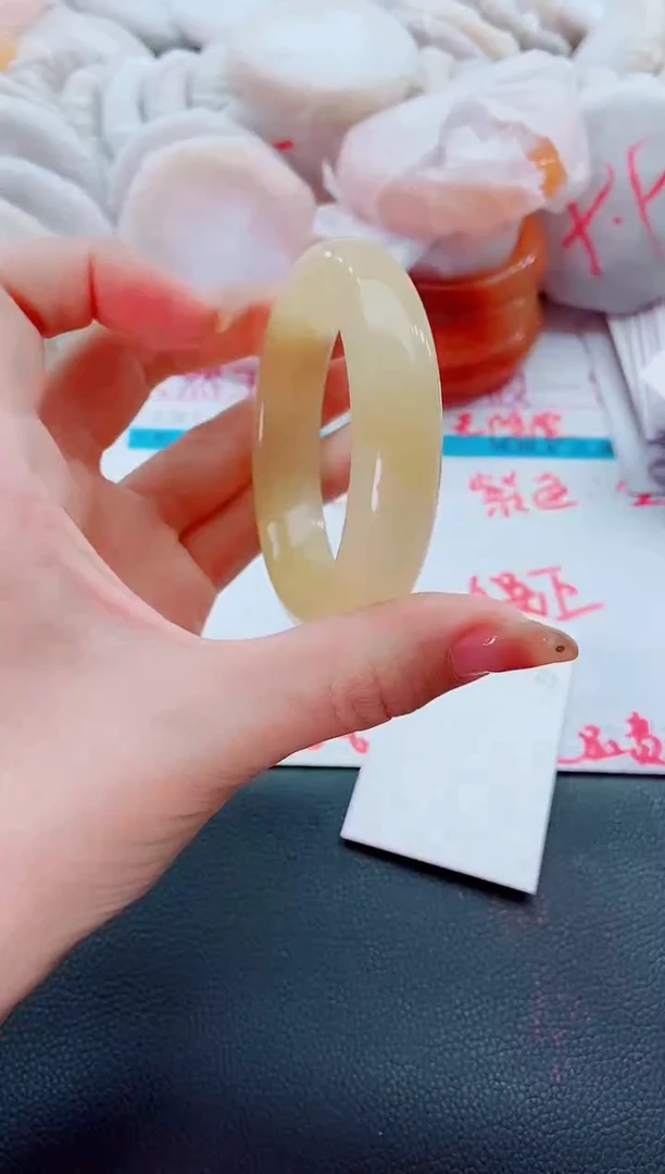 未镶嵌手镯石英质玉H161-55-56