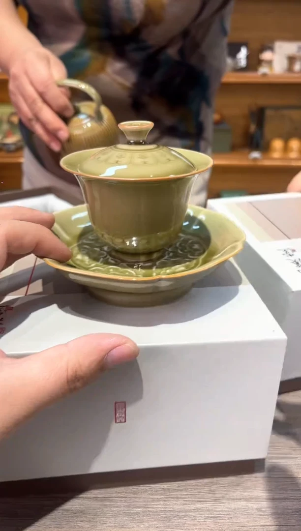 【闪购商品】余甘含元盖碗加小六瓣浮雕壶承