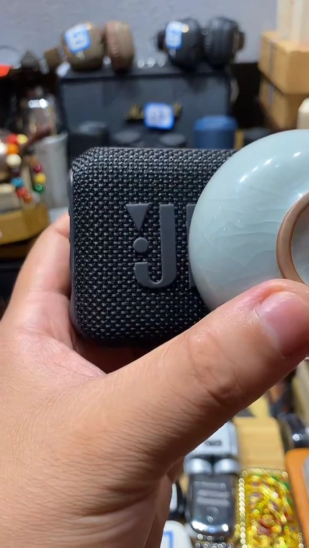 瓷片闪购商品 如图所示