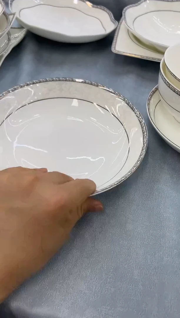 骨瓷玲珑8饭4个..