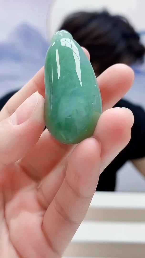 未镶嵌定制翡翠5145lr-毛货挂件170