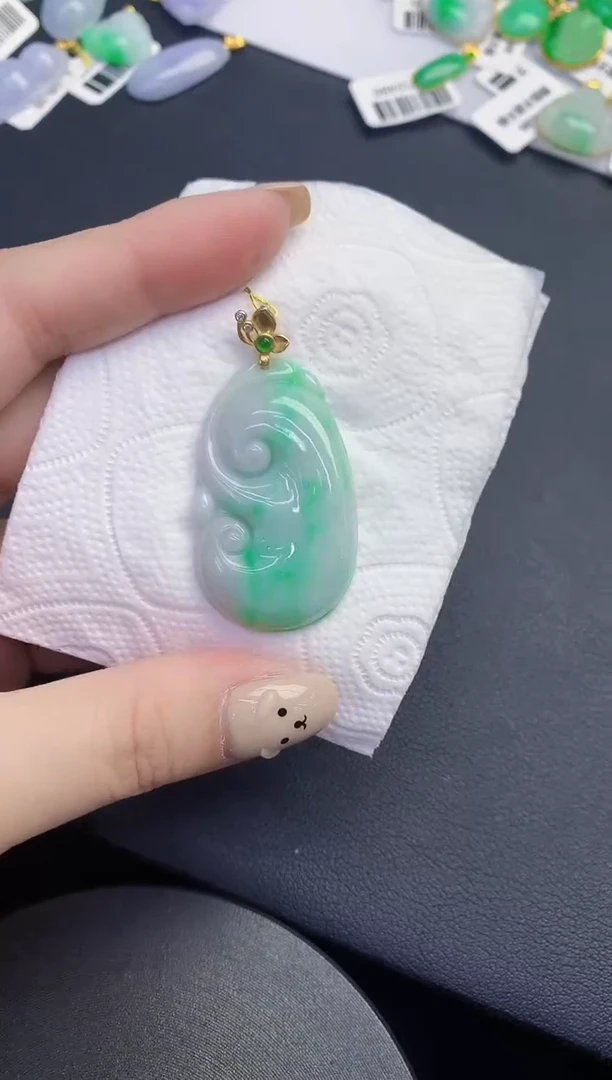 颈饰未镶嵌翡翠缅甸天然翡翠A货