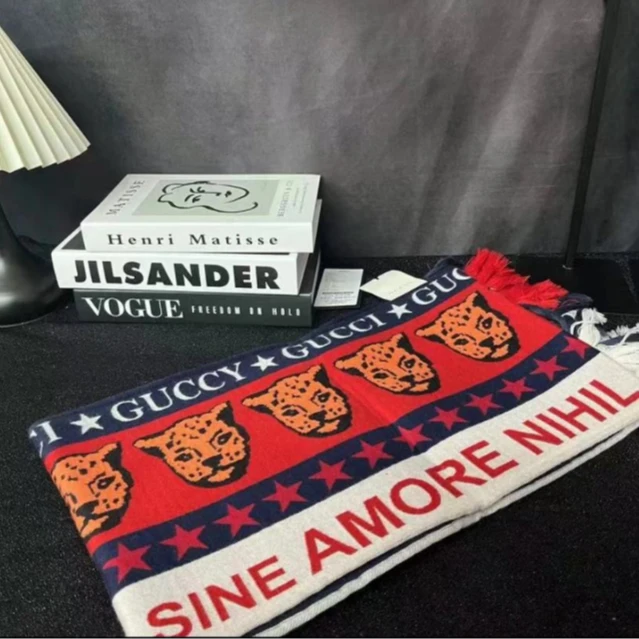 99新 GUCCI/古驰 海囤 古驰丝巾/30*180/yy02848