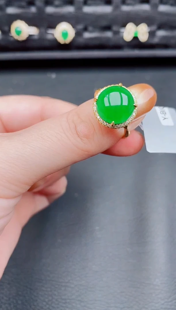 【闪购商品】翡翠戒指银S925镶嵌天然a货翡翠208