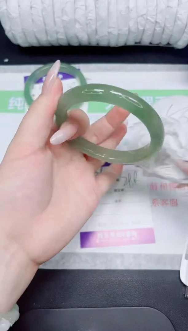 石英质玉手镯未镶嵌239-60