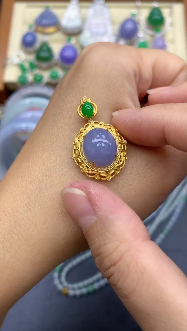 颈饰18K金镶嵌翡翠556-中国好珍宝