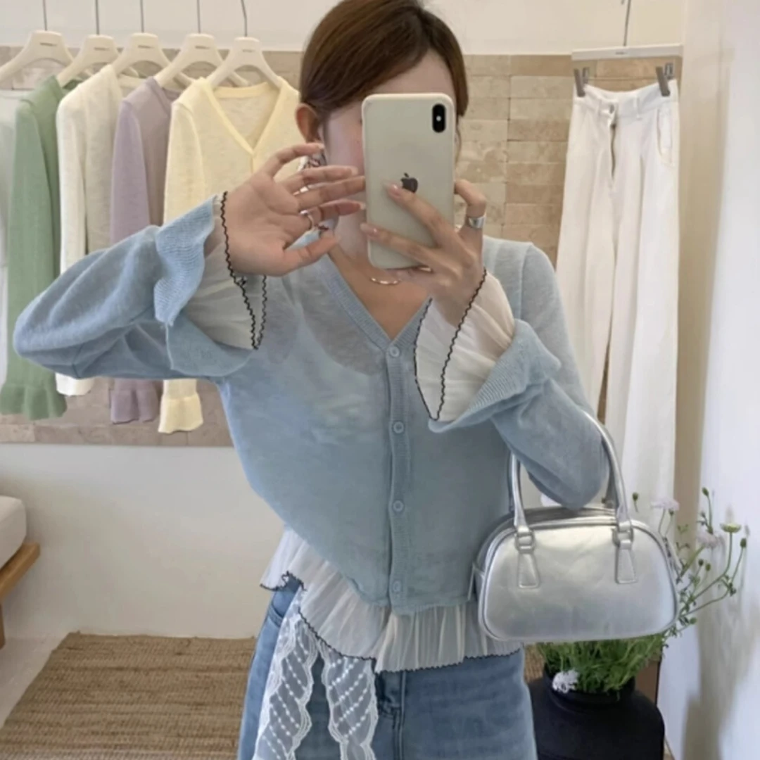 韩系V领甜美荷叶蕾丝拼接微喇针织衫女装春简约单排扣长袖上I2-15