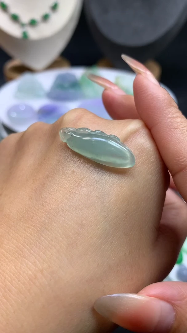 【闪购商品】定制翡翠未镶嵌翡翠