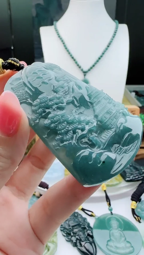 【闪购商品】翡翠颈饰未镶嵌11111111