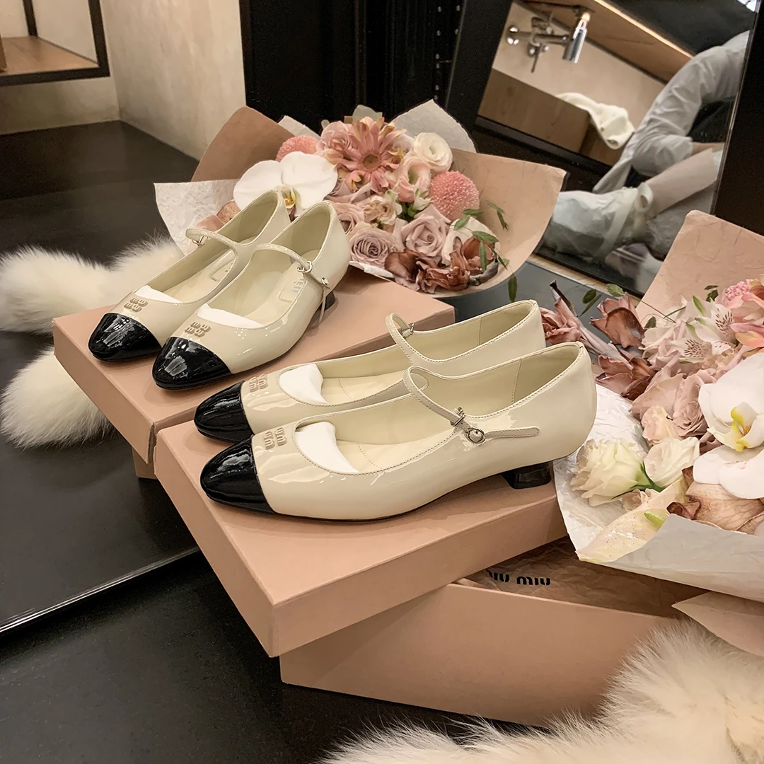 【sheii苏茵茵】温莎庄园~拼色扣带玛丽珍单鞋女E4101045