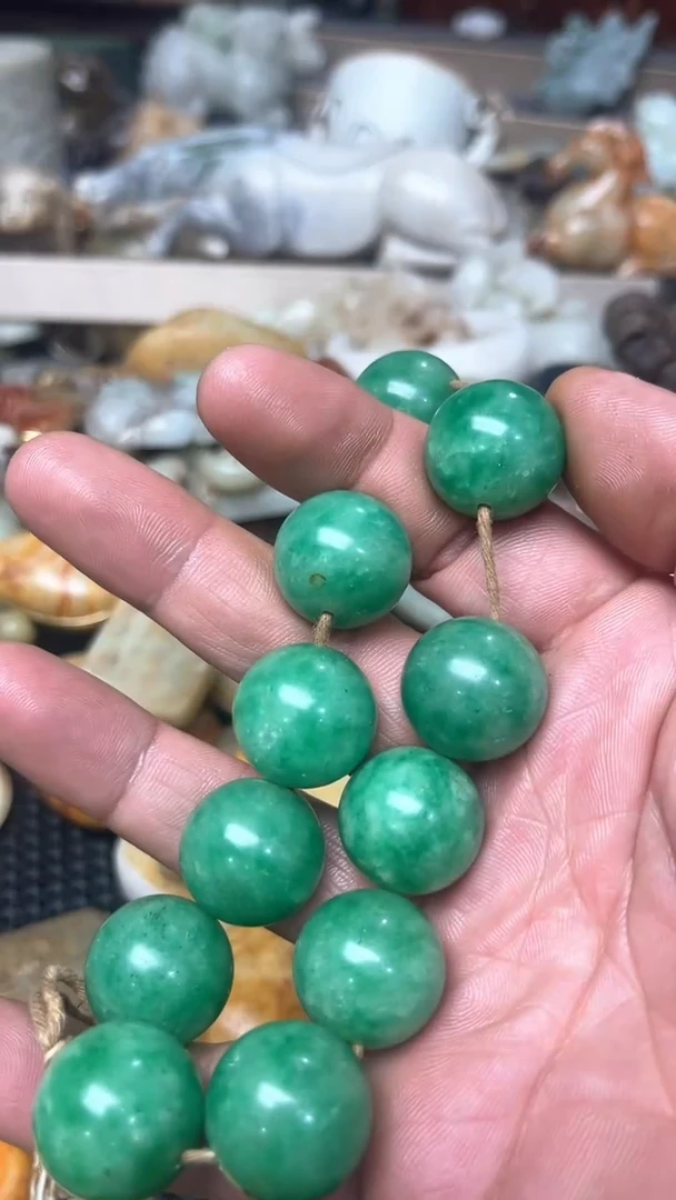 【闪购商品】翡翠手串未镶嵌翡翠