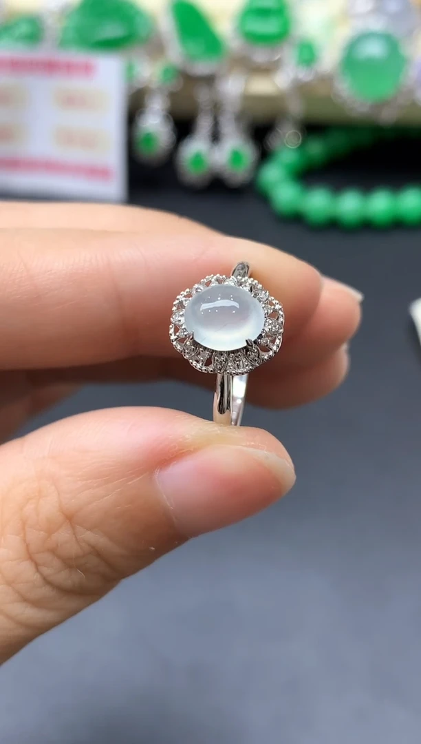 18K金镶嵌戒指翡翠509-中国好珍宝