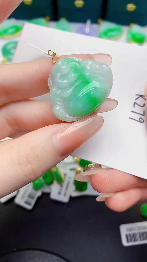 颈饰18K金镶嵌翡翠缅甸天然翡翠A货