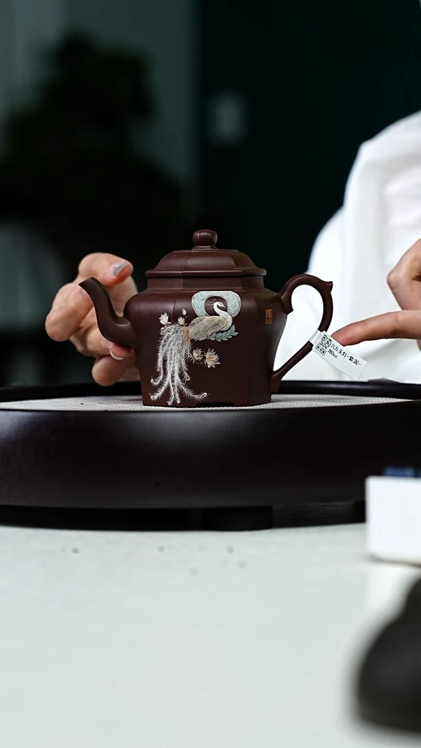 茶壶紫砂大朱泥元宝茶宠
