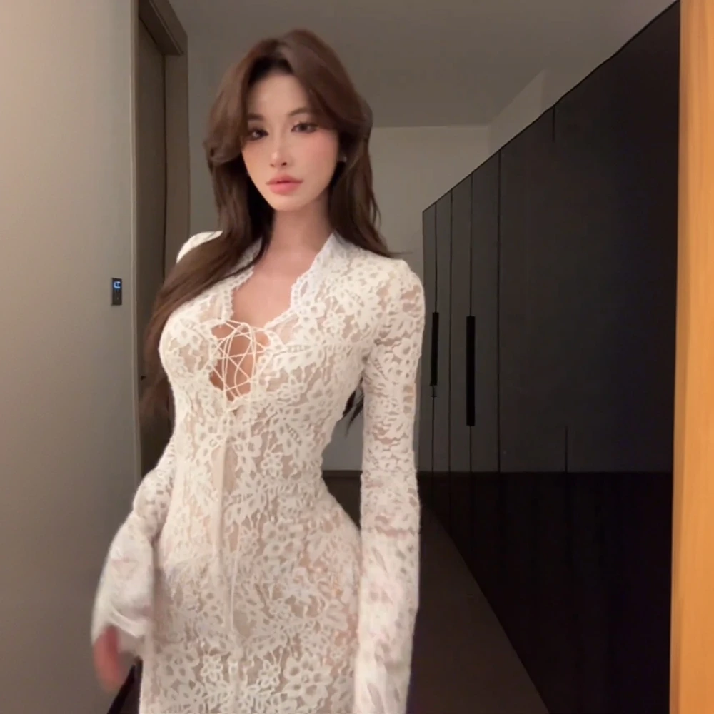 Z12098大码辣妹蕾丝绑带V领包臀裙女秋冬打底性感纯欲内搭开叉裙