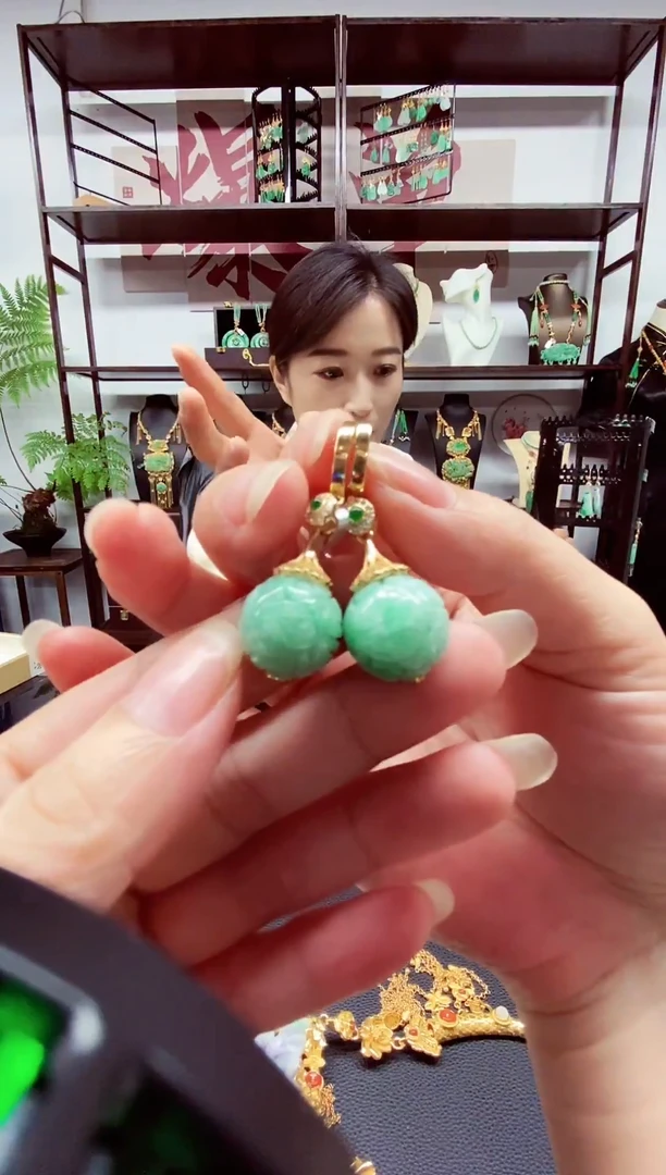 翡翠未镶嵌颈饰翡翠国风设计款耳饰