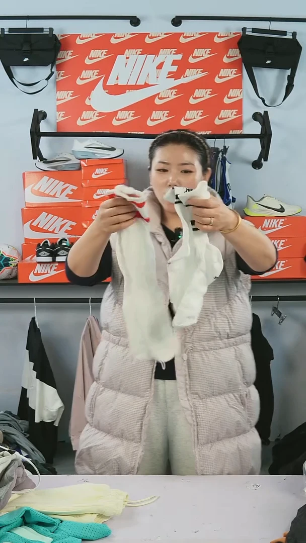 890编码瑕疵修复过款直播间  袜子