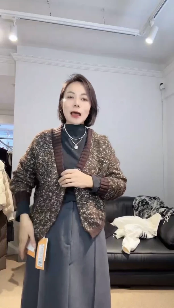 卓约姿色毛衫2386咖色